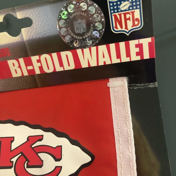 NWT🏷!!! VINTAGE NFL KANSAS CITY CHIEFS WALLET - Picture 5 of 5